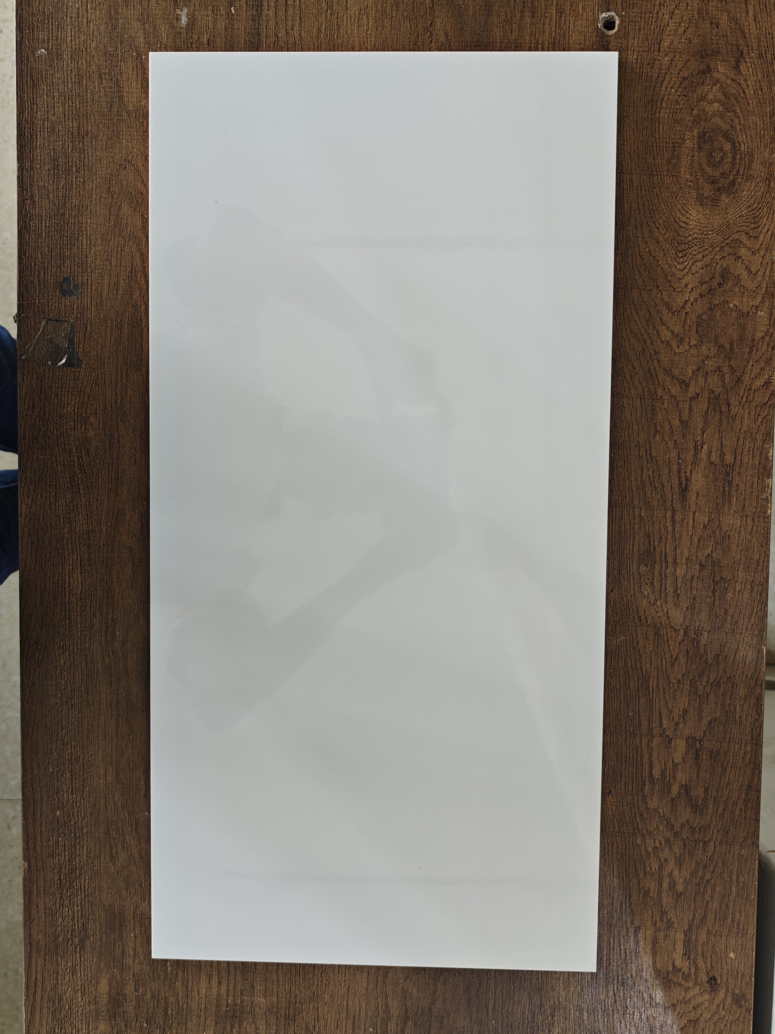 30x60-Plain white